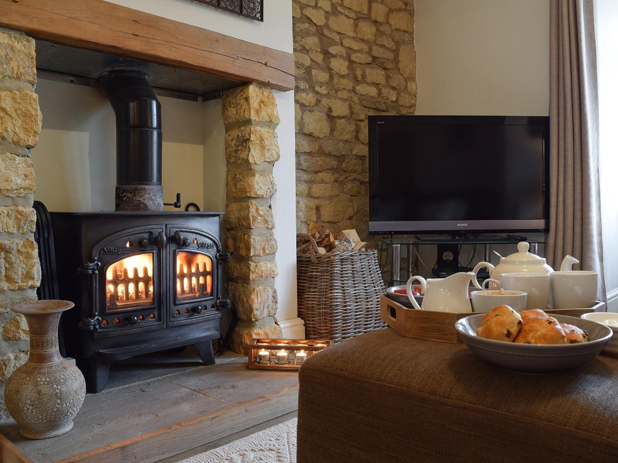 Spring Cottage Bourton-on-the-Water ภายนอก รูปภาพ